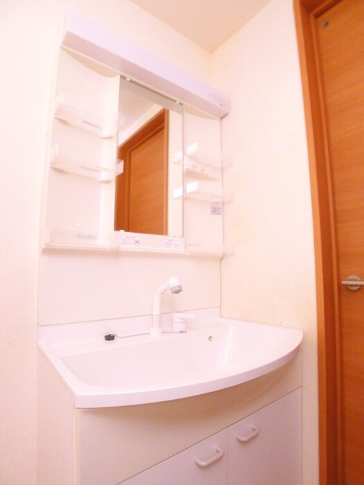 物件内観写真13　(洗面)