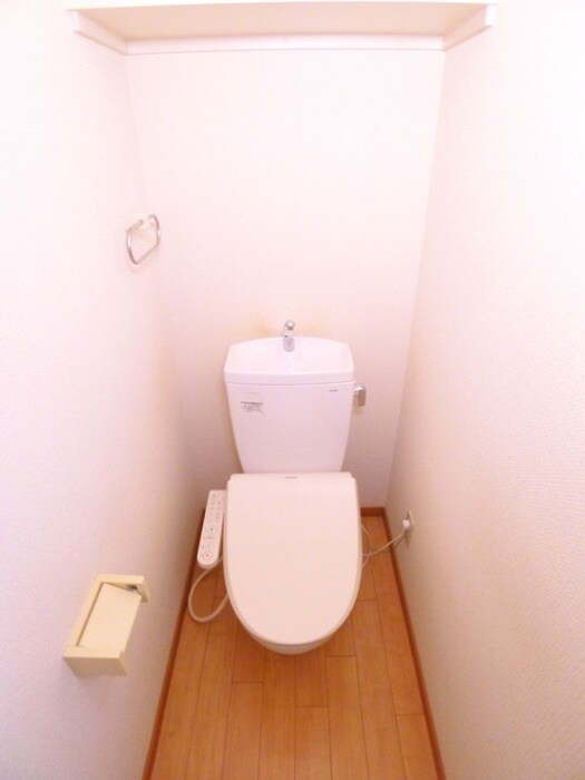 物件内観写真16　(トイレ)