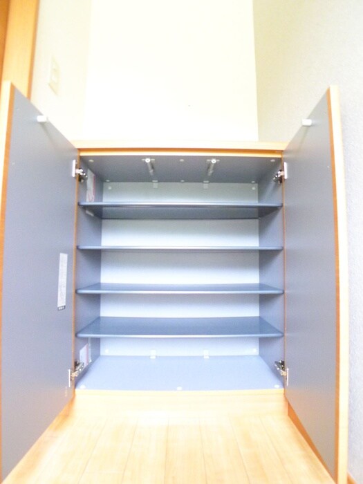 物件内観写真19　(靴箱)