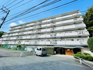 ドミール生田（303）外観写真