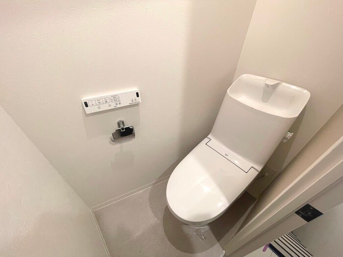 物件内観写真10　(トイレ)