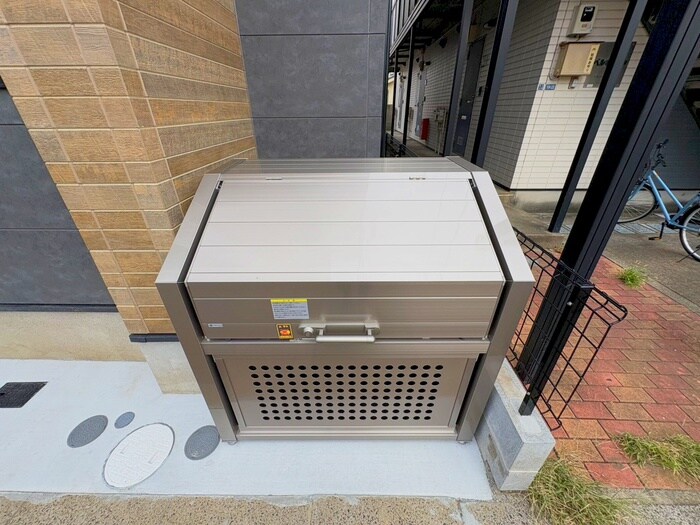 物件外観写真4　(建物設備)