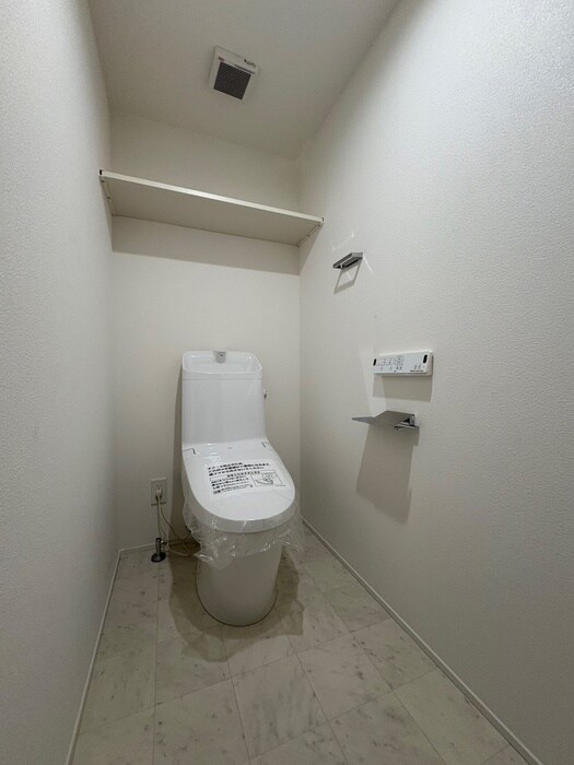 物件内観写真11　(トイレ)