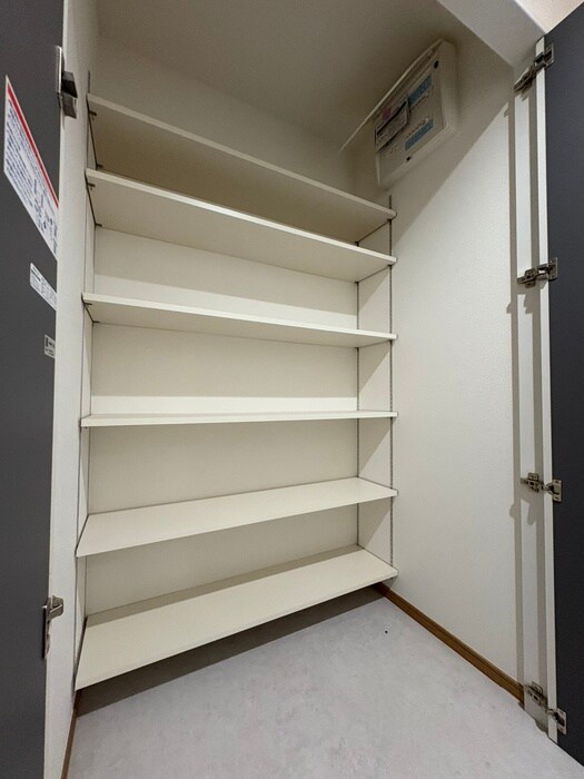 物件内観写真16　(靴箱)