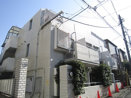 アパートメント下北沢外観写真