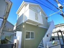 ゴールデンパレスの外観写真