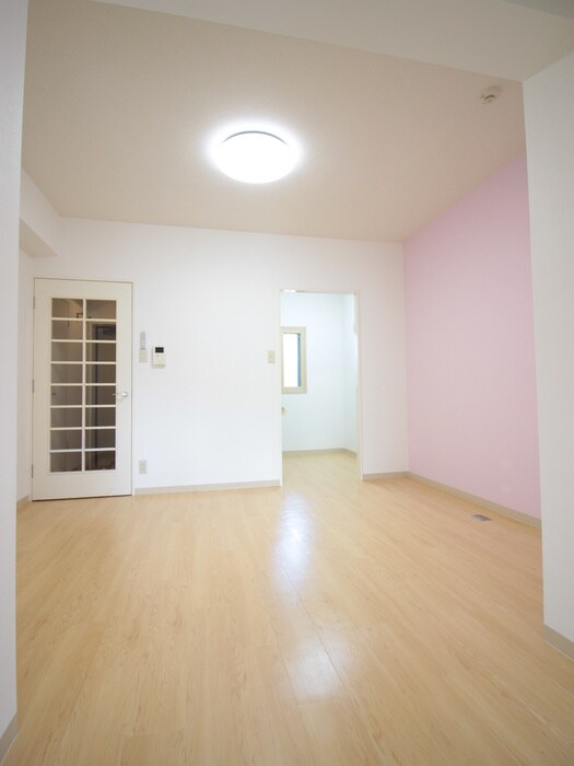 物件内観写真10　(居室)