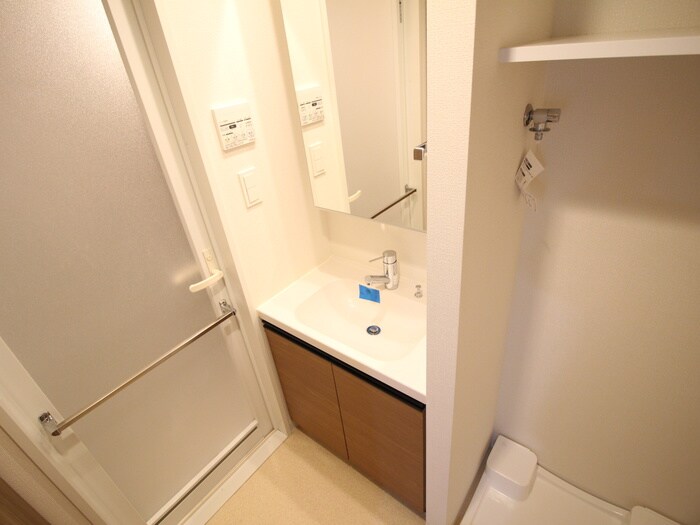 物件内観写真13　(洗面)