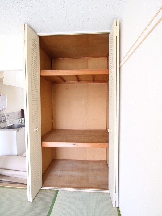 物件内観写真8　(収納)