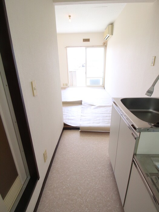 物件内観写真20　(廊下)