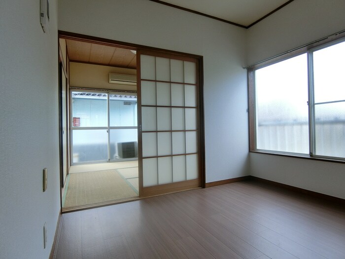 物件内観写真19　(居室)