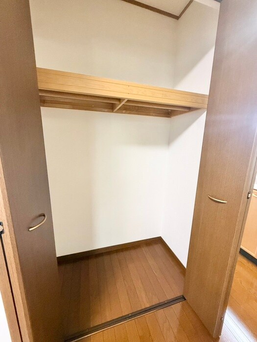 物件内観写真11　(収納)