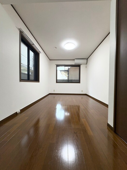 物件内観写真15　(居室)