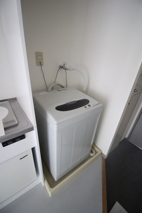 物件内観写真22　(洗濯機置場)