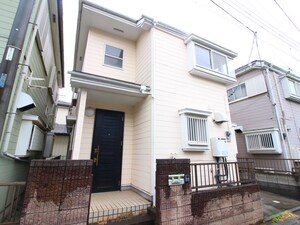白岡貸家外観写真