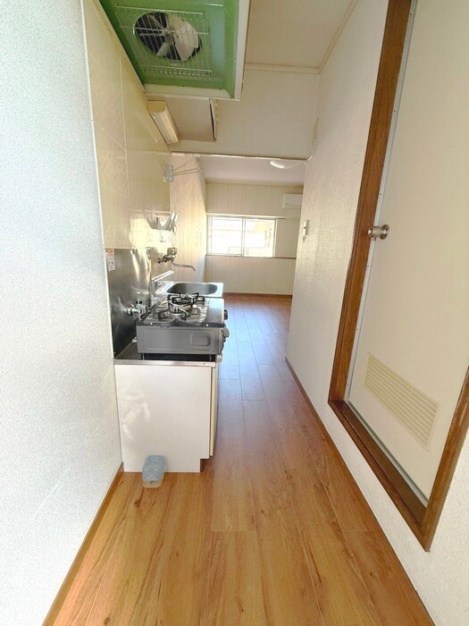 物件内観写真17　(玄関)