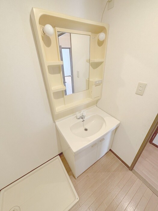 物件内観写真15　(洗面)