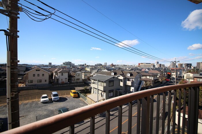 物件内観写真20　(室内からの展望)