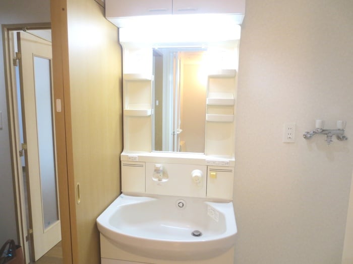 物件内観写真9　(洗面)
