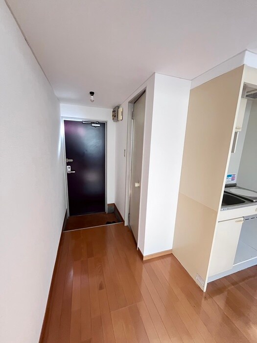 物件内観写真16　(廊下)