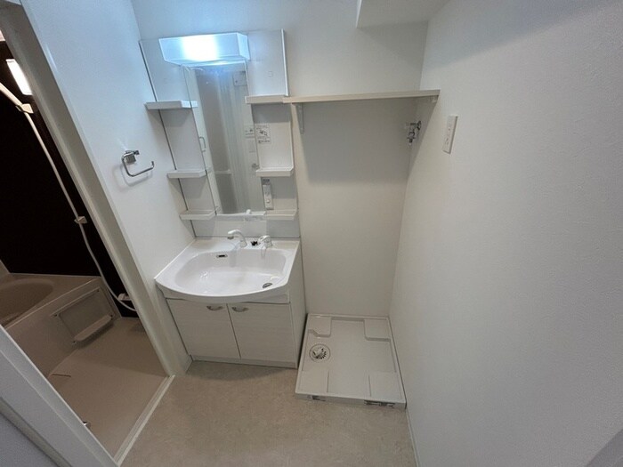 物件内観写真9　(洗面)