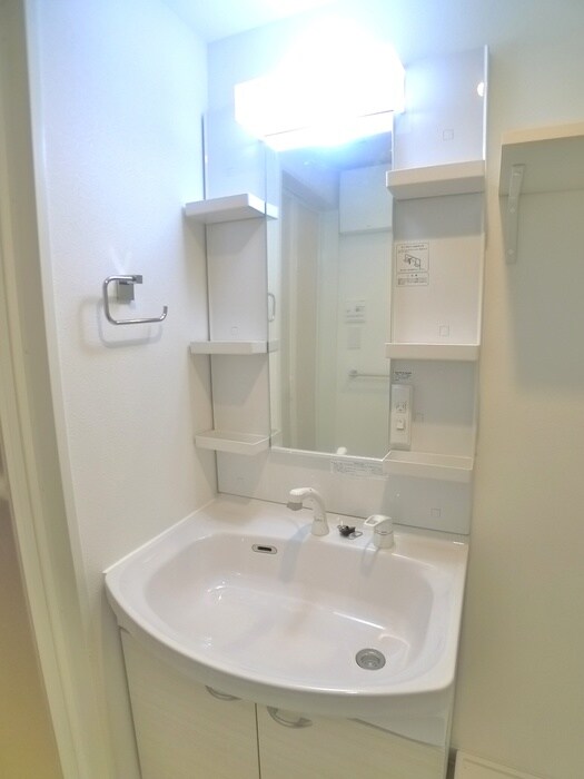 物件内観写真10　(洗面)