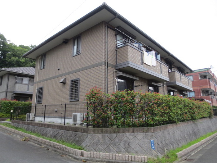 ホワイトベルB棟