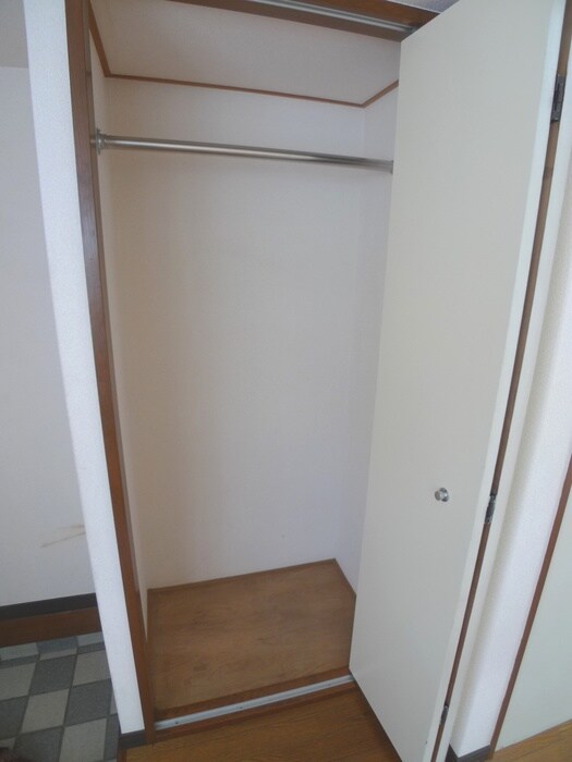 物件内観写真8　(収納)