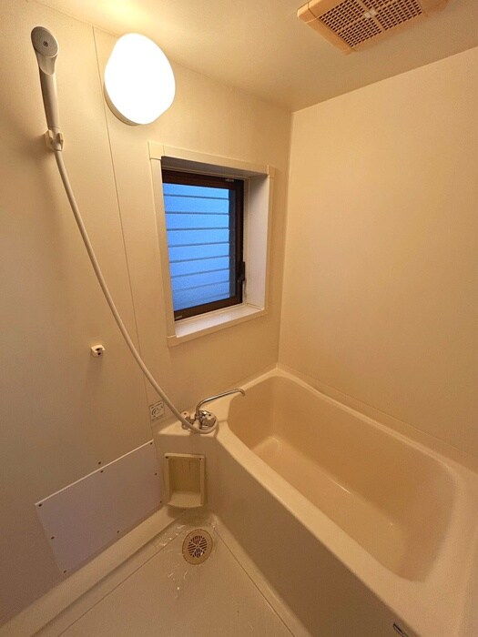 物件内観写真12　(バス／シャワールーム等)