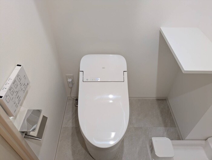 物件内観写真14　(トイレ)