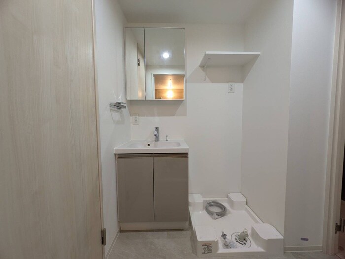 物件内観写真15　(洗面)