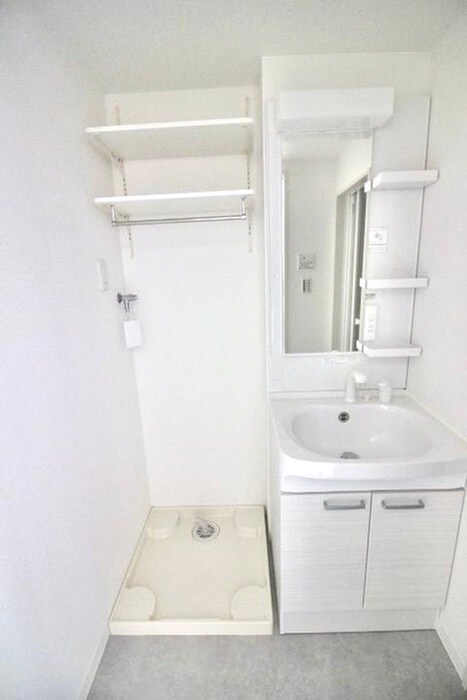 物件内観写真11　(洗面)