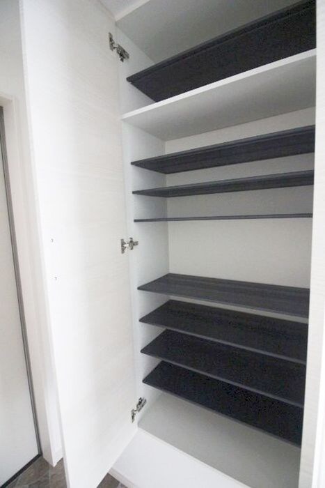 物件内観写真14　(靴箱)