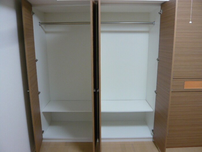 物件内観写真10　(収納)