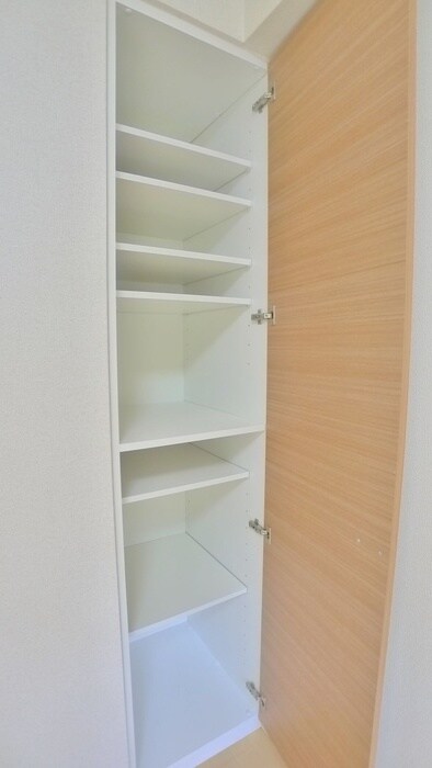 物件内観写真11　(収納)