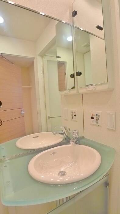 物件内観写真15　(洗面)