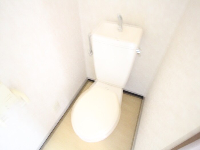 物件内観写真9　(トイレ)