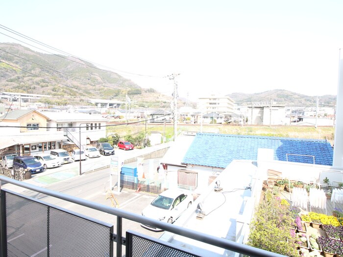 物件内観写真18　(室内からの展望)