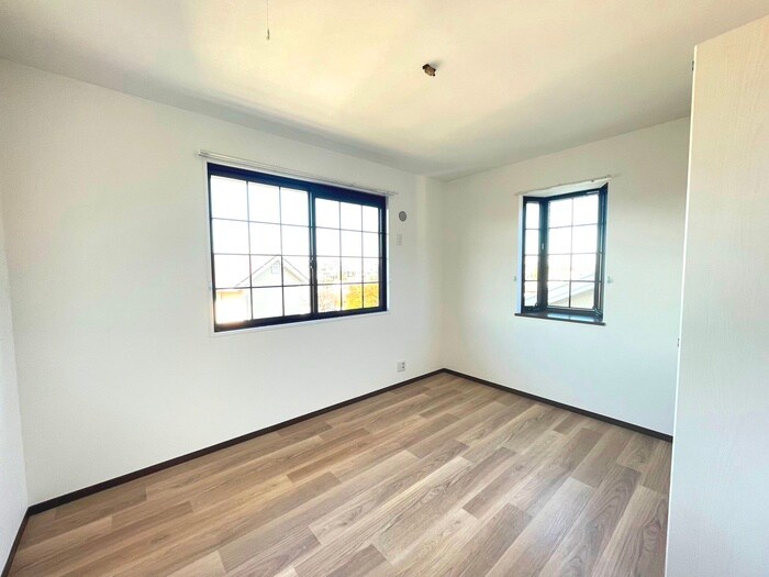 物件内観写真22　(居室)