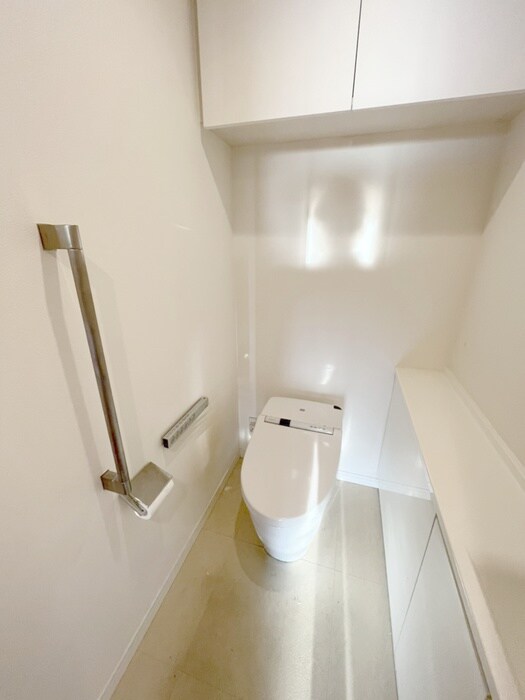 物件内観写真14　(トイレ)