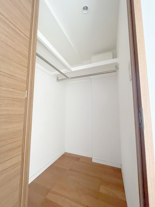 物件内観写真22　(収納)