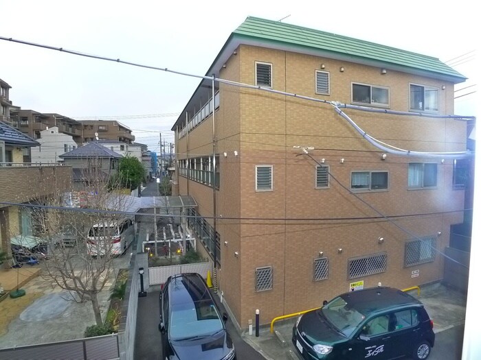 物件内観写真18　(室内からの展望)