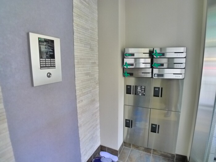 物件外観写真4　(建物設備)