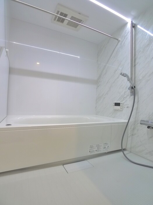 物件内観写真10　(バス／シャワールーム等)