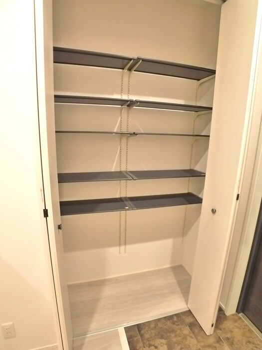 物件内観写真14　(靴箱)