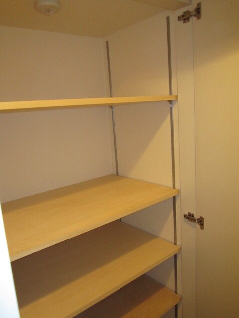 物件内観写真13　(靴箱)