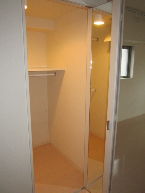 物件内観写真14　(収納)