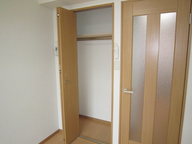 物件内観写真11　(収納)