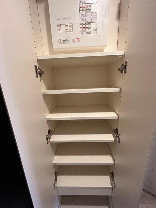 物件内観写真12　(靴箱)