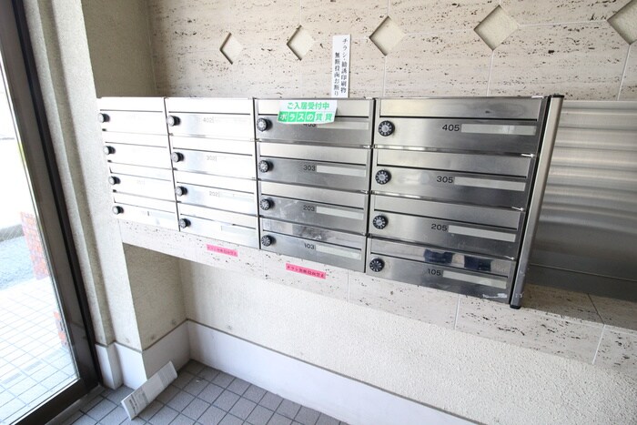 物件外観写真4　(建物設備)